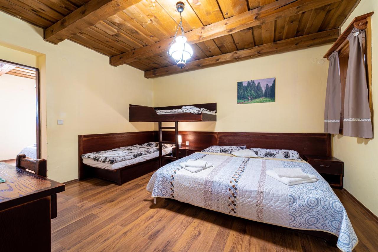 Ranc Pod Ostrou Skalou Guest House Stratena Ngoại thất bức ảnh