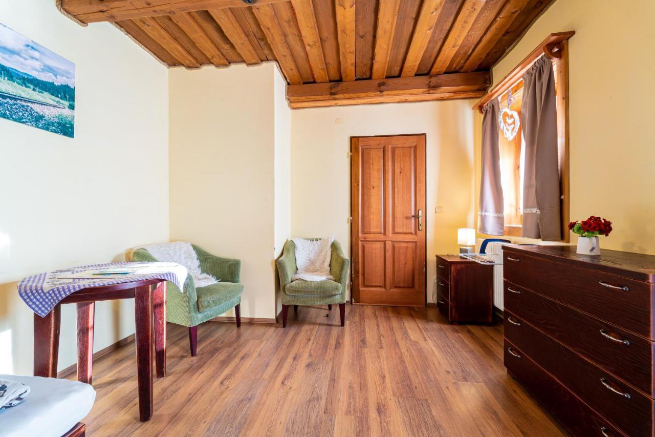 Ranc Pod Ostrou Skalou Guest House Stratena Ngoại thất bức ảnh